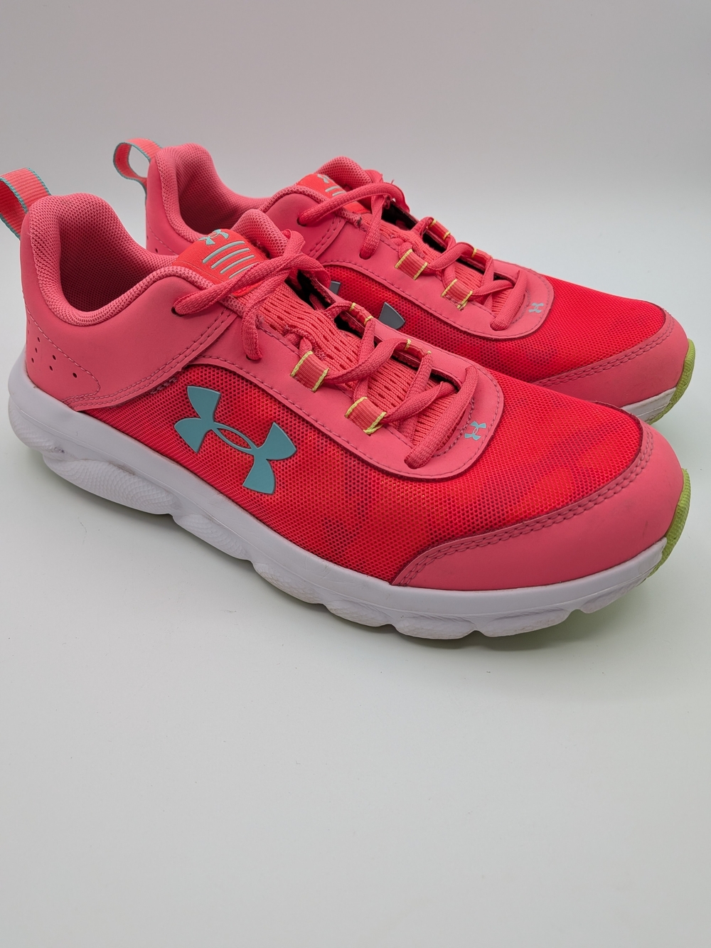 UA- Under Armour Assert 8 Grade School Kids' Running Shoes Pinkadelic/Whit Sz 7Y - Picture 2 of 10
